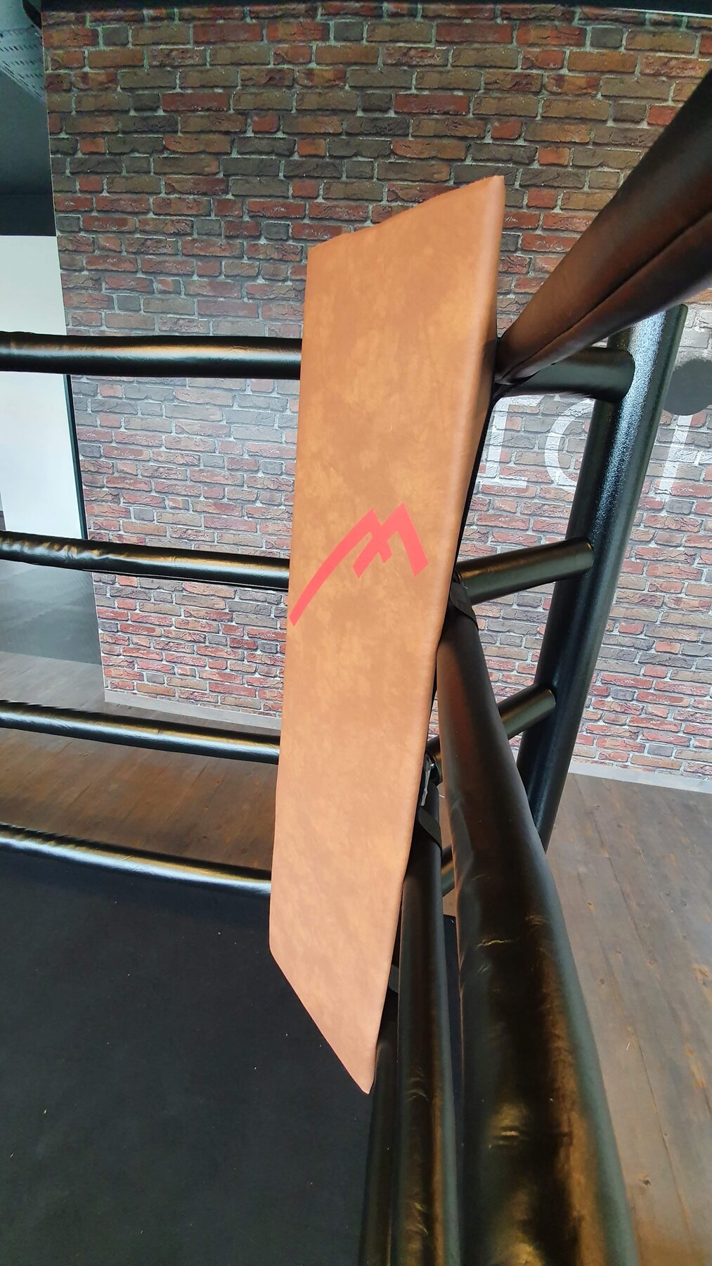 Boxing ring — Club installation