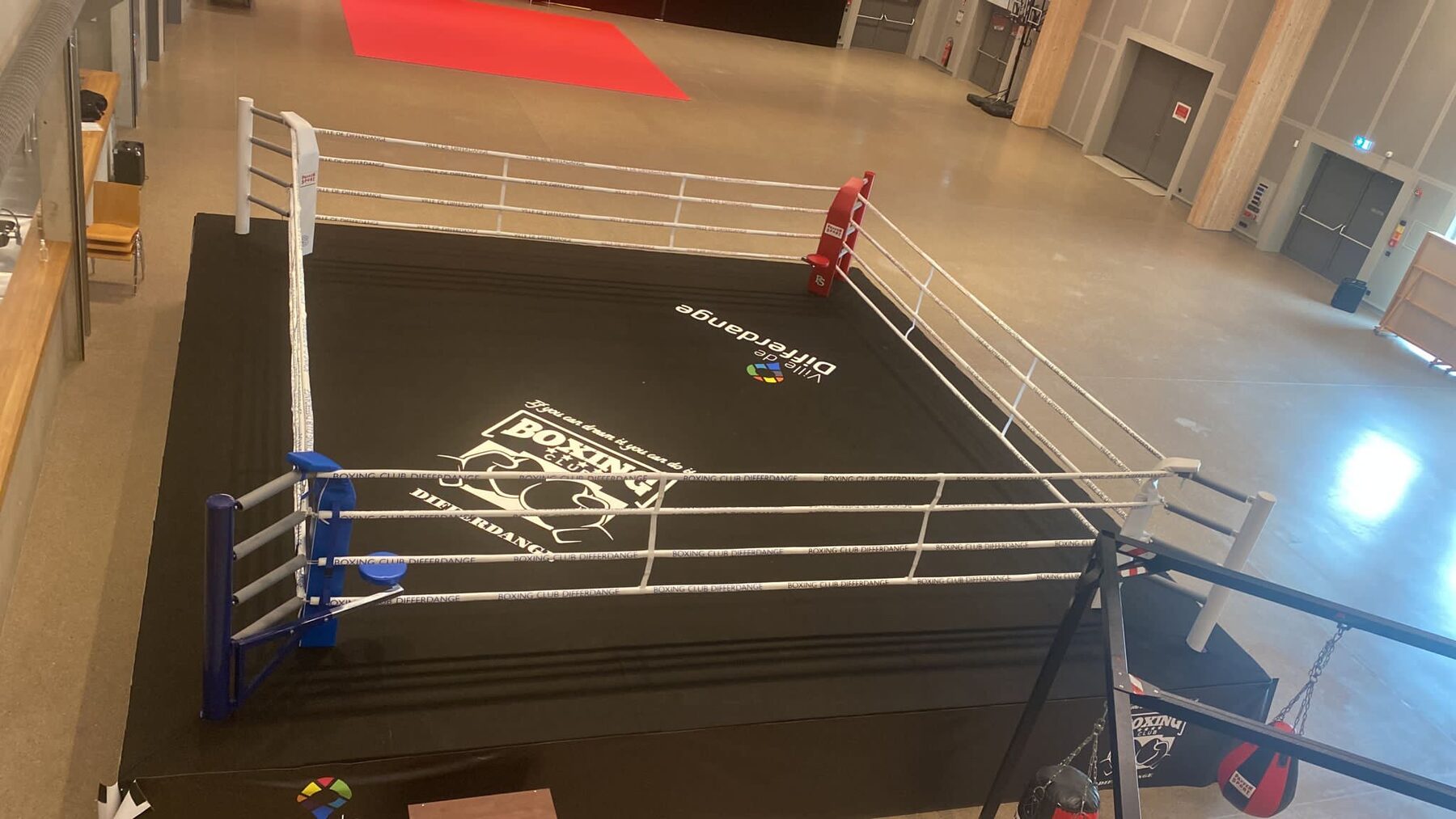 Boxing ring — Club installation