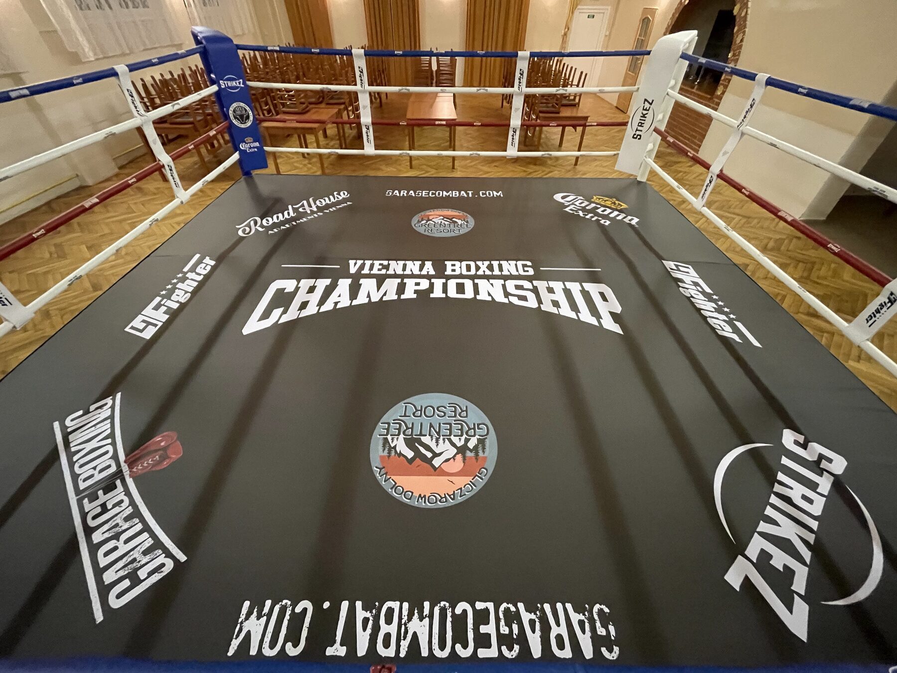 Boxing ring — Training gym