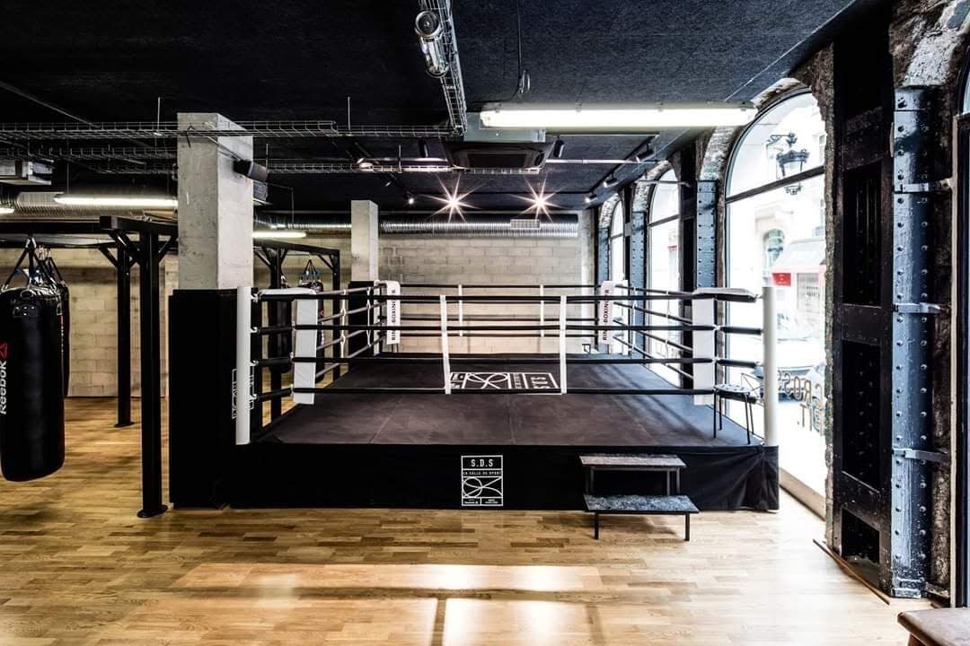 Boxing ring — Club installation