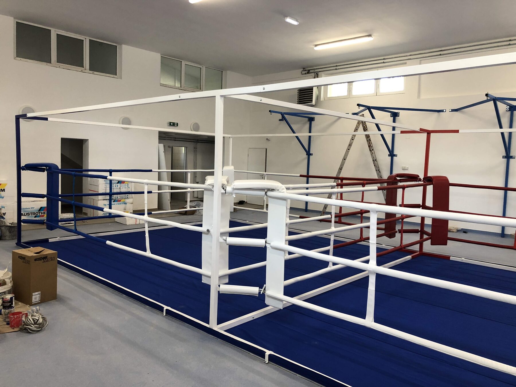 Boxing ring — Club installation